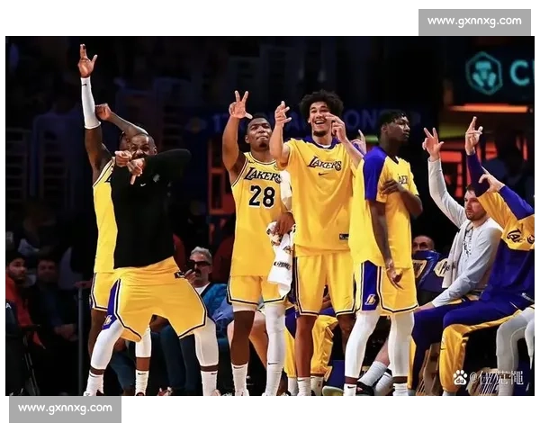 NBA总决赛勇士对骑士经典对决全场视频集锦与巅峰时刻回顾 NBA总决赛勇士对骑士经典对决全场视频集锦与巅峰时刻回顾